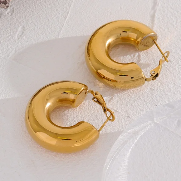 Chunky Minimalist Hoop Earrings - Picture 2 of 7